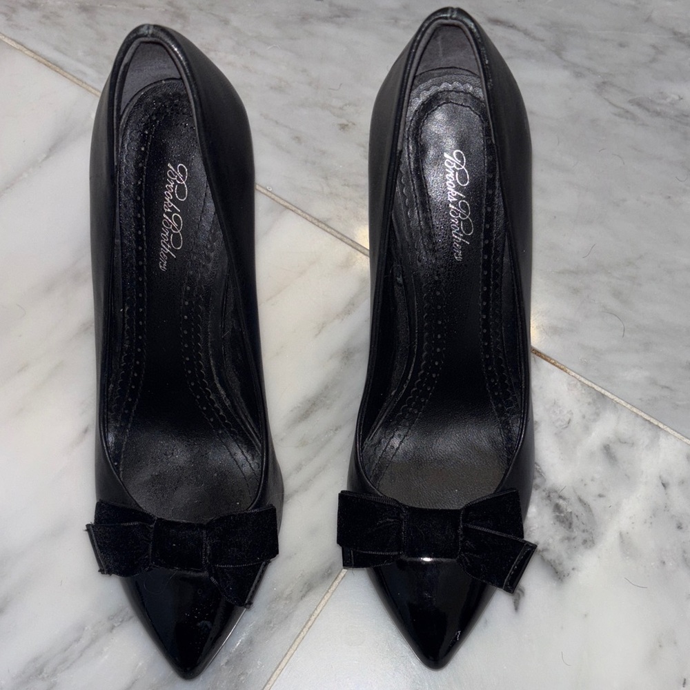Brooks Brothers Velvet Bow Women's Shoes